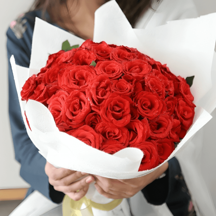 Red Rose Peta Part Bouqet ( 50 imported roses )